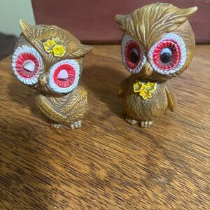 Vintage Ceramic Owl Salt Shakers